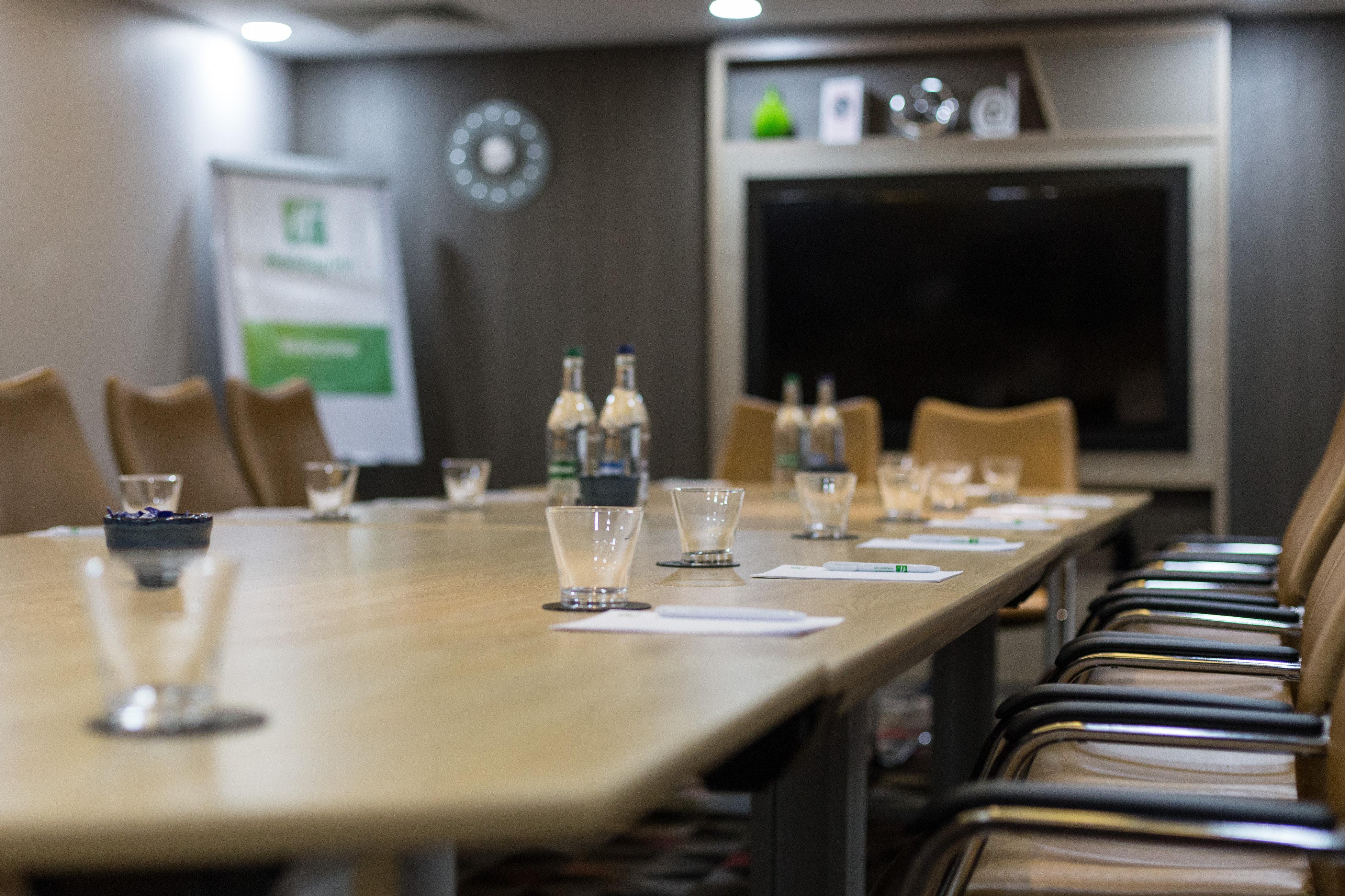 Holiday Inn London Watford Junction By Ihg Εξωτερικό φωτογραφία