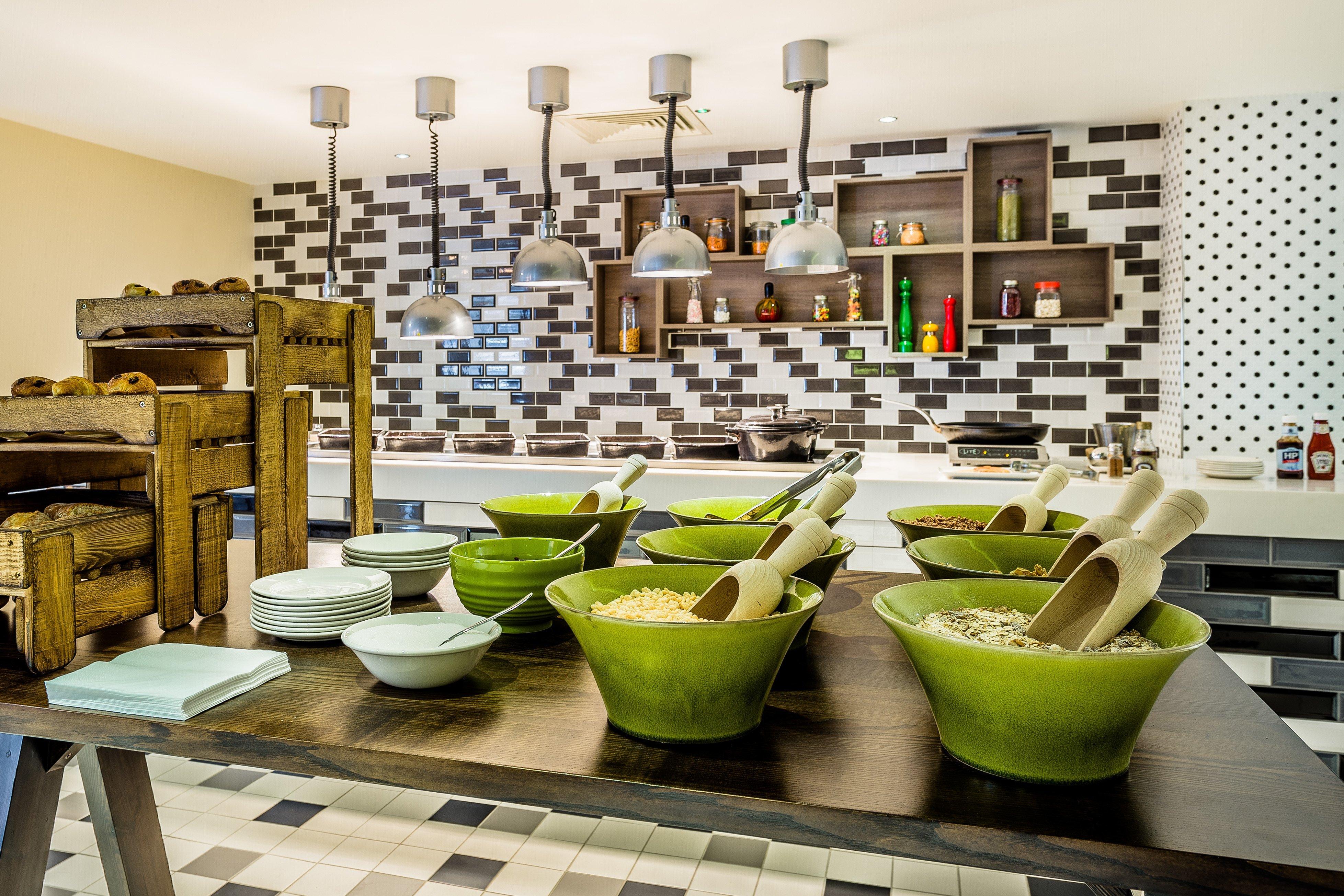 Holiday Inn London Watford Junction By Ihg Εξωτερικό φωτογραφία