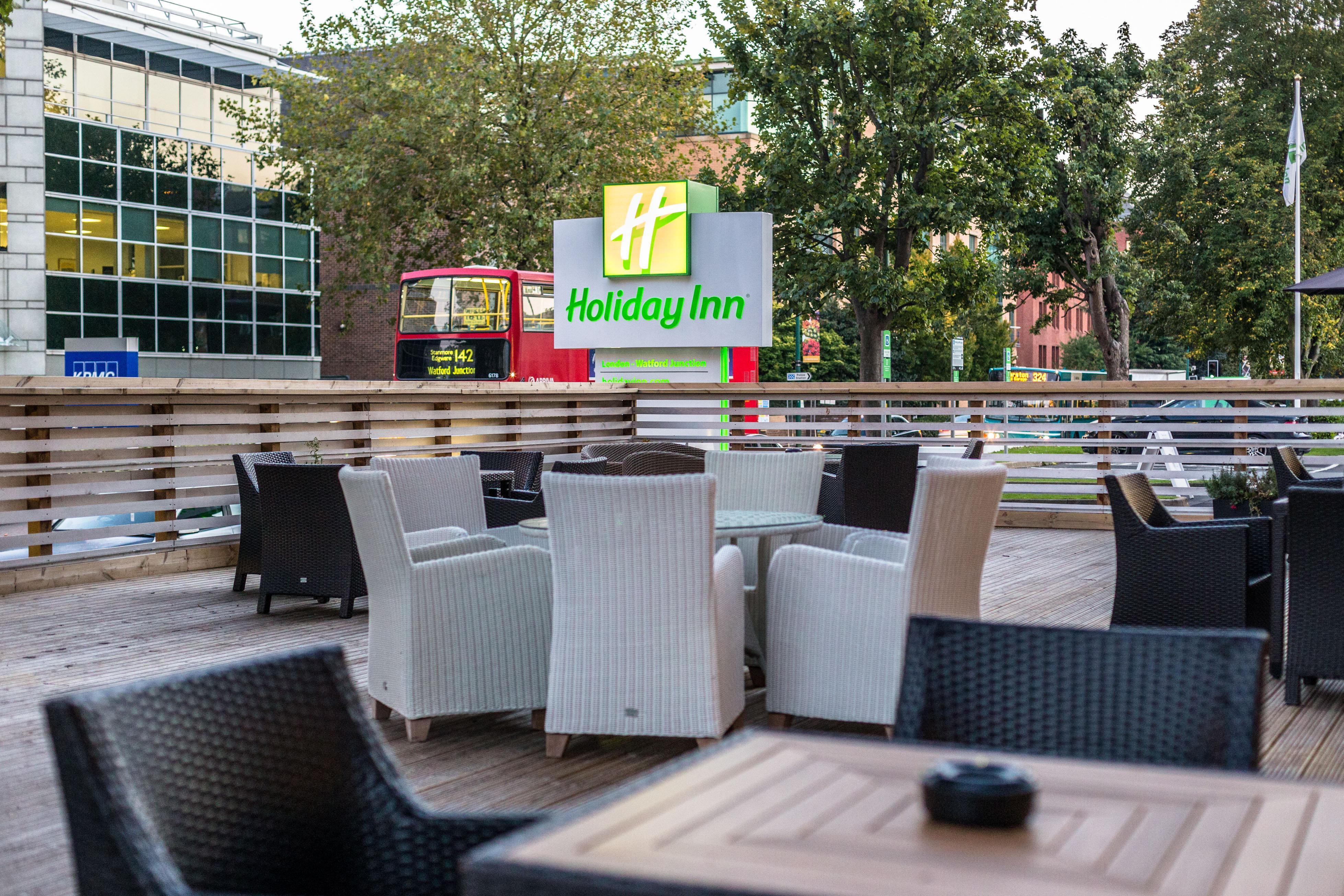 Holiday Inn London Watford Junction By Ihg Εξωτερικό φωτογραφία